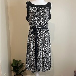 Glamour Women’s Black and White Geometric Midi Dress Size 14